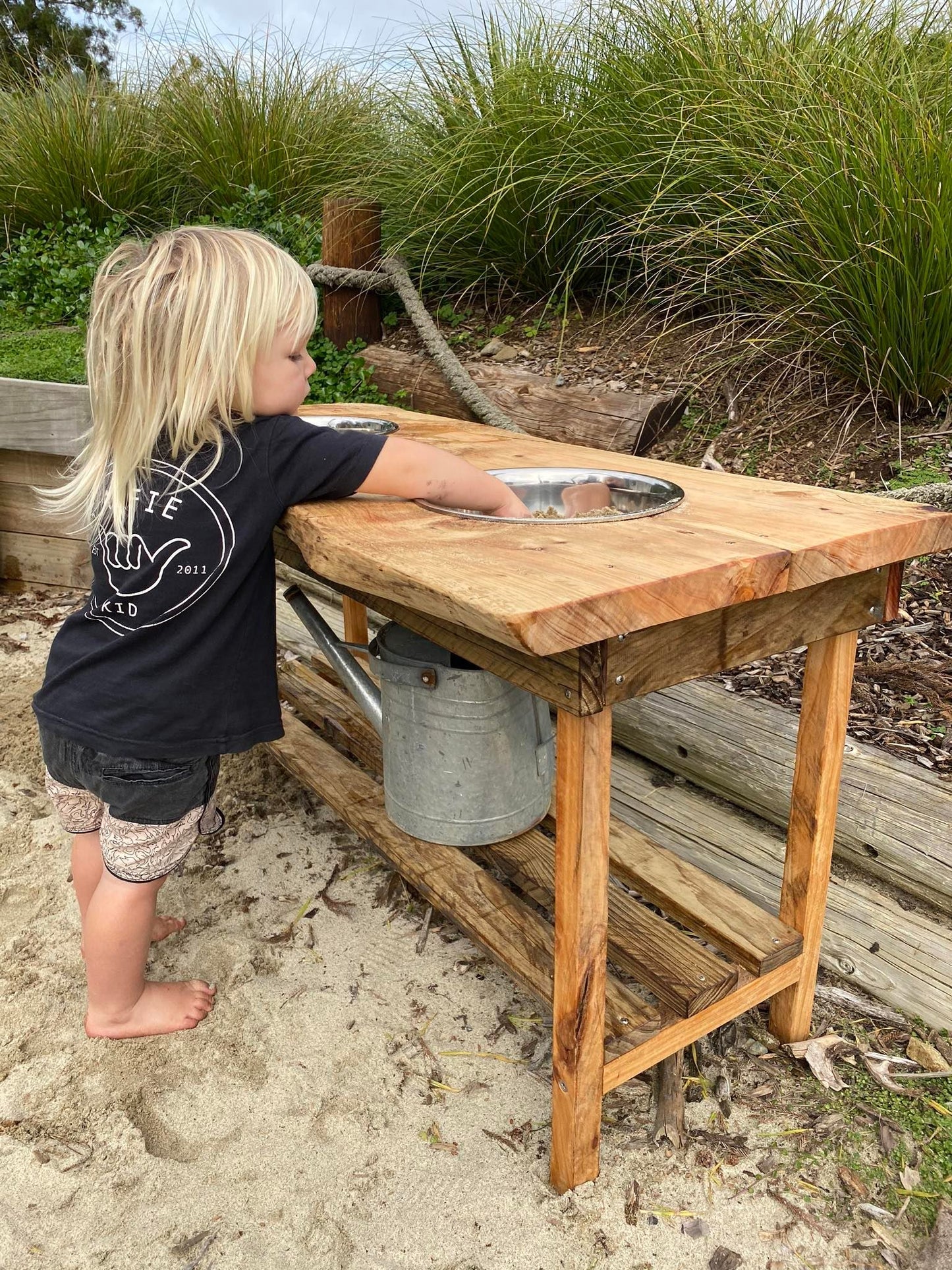 Macrocarpa Sand and Water Play Table