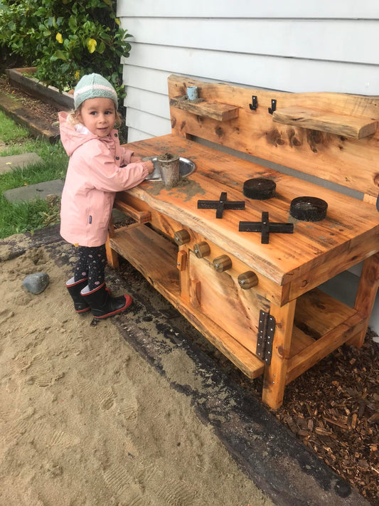 1000mm Natural Macrocarpa Mud Kitchen - single sink